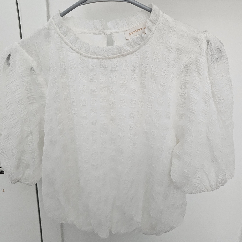 Montagut Women's Elegant White Blouse
